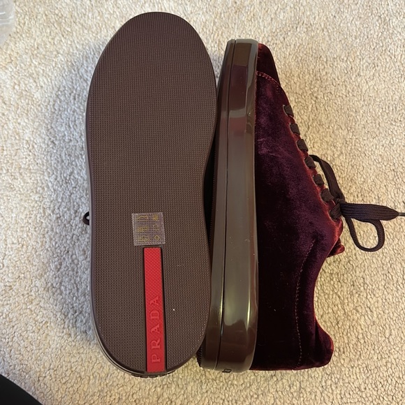 PRADA VELVET PLATFORM RUNNERS - Picture 7 of 8